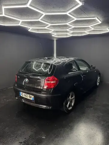 garage automobile à Le Ferré - image 2