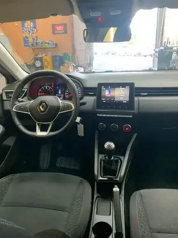 voiture occasion à Saint-James - image 3